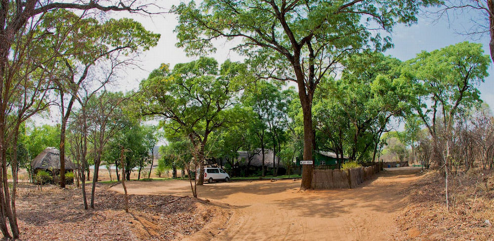 Jafuta Lodge Victoria Falls Exterior photo